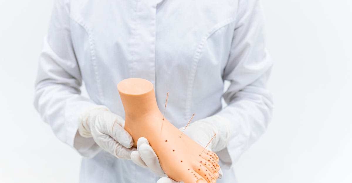 découvrez l'acupression, une technique de bien-être inspirée de la médecine traditionnelle chinoise. apprenez à stimuler des points spécifiques du corps pour soulager le stress, améliorer la circulation et favoriser la relaxation.
