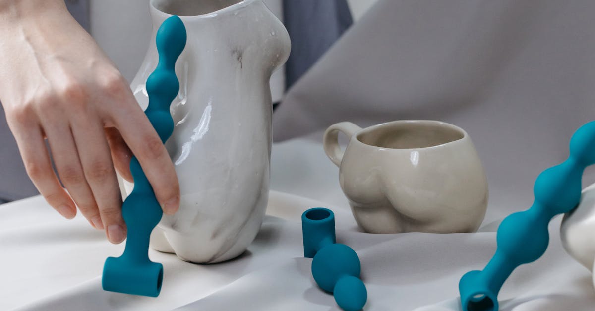 découvrez notre vaste sélection de sex toys pour pimenter votre intimité. que vous soyez débutant ou expert, trouvez des articles adaptés à toutes vos envies et explorez de nouvelles sensations. satisfaction garantie et discrétion assurée.