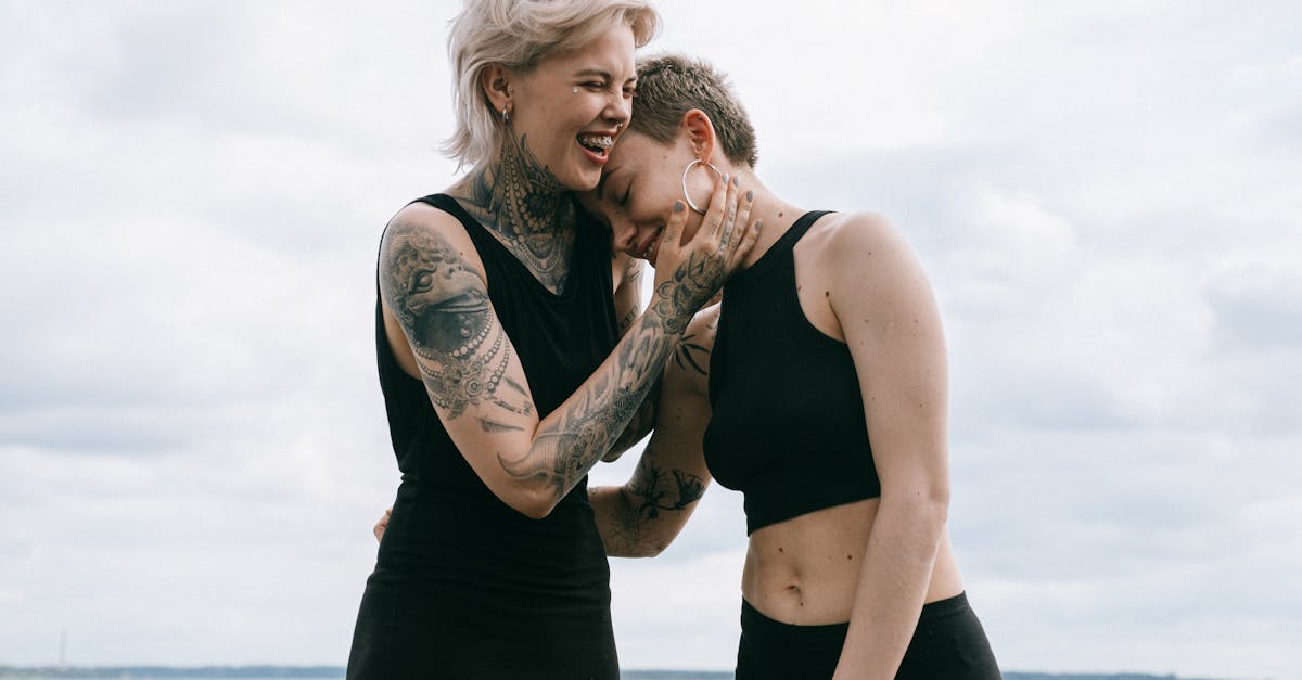 découvrez comment enrichir la complicité et le plaisir au sein de votre couple grâce à des conseils pratiques, des idées innovantes et des astuces pour une relation épanouie.