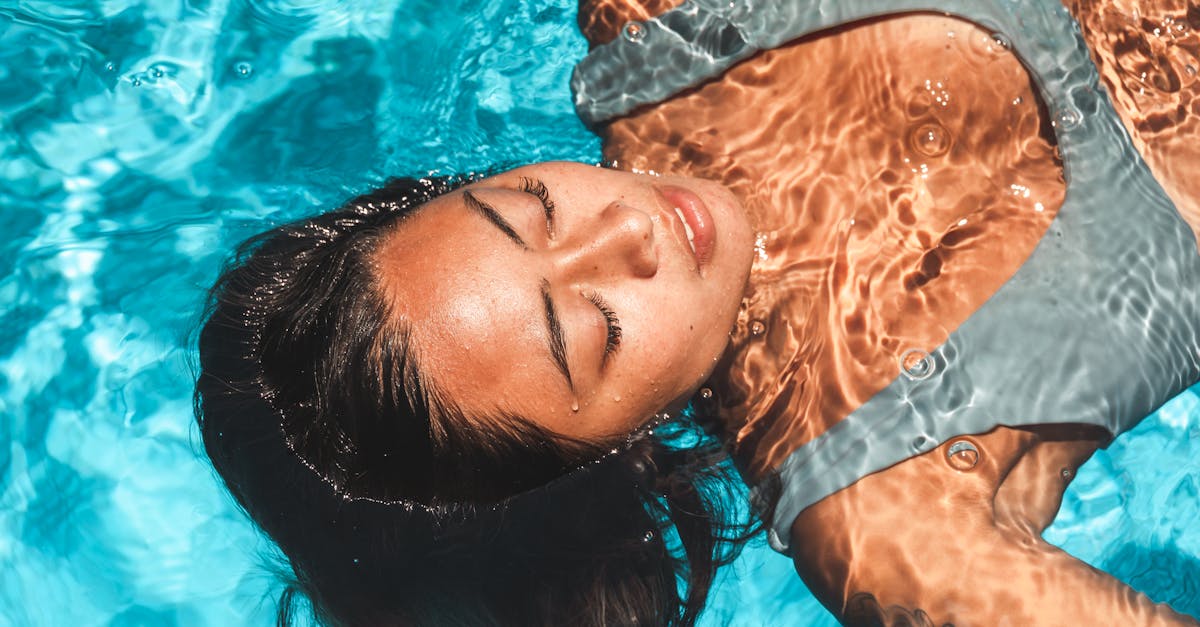 découvrez l'art du sensual bondage, une pratique érotique mêlant confiance, communication et plaisir pour explorer de nouveaux horizons dans votre intimité de couple.
