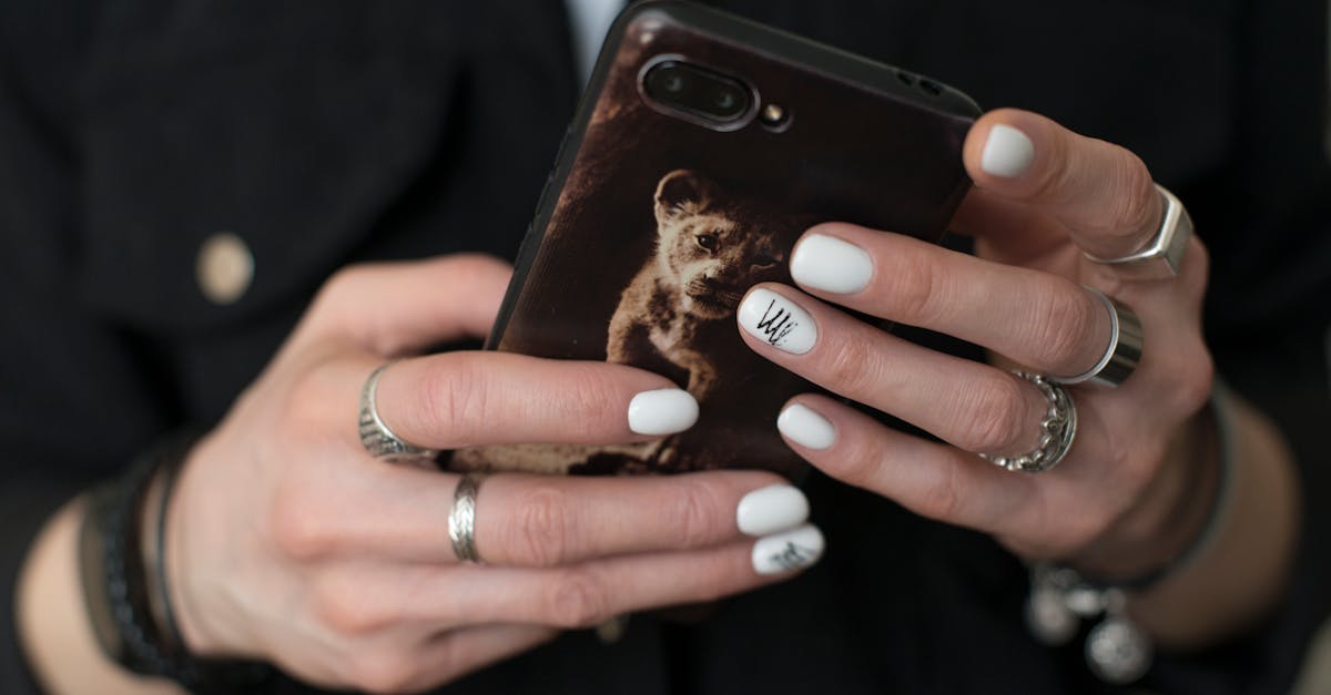 découvrez les connected penis rings : des anneaux connectés pour pénis qui offrent des sensations améliorées, le suivi des performances et le contrôle via smartphone pour des expériences intimes innovantes et personnalisées.