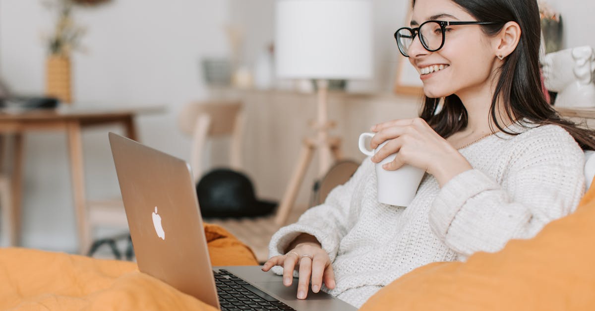 découvrez les sextoys connectés : des accessoires intelligents pour une expérience intime innovante, contrôlables à distance via smartphone, pour couples ou en solo. explorez le plaisir de la technologie au service de votre bien-être.