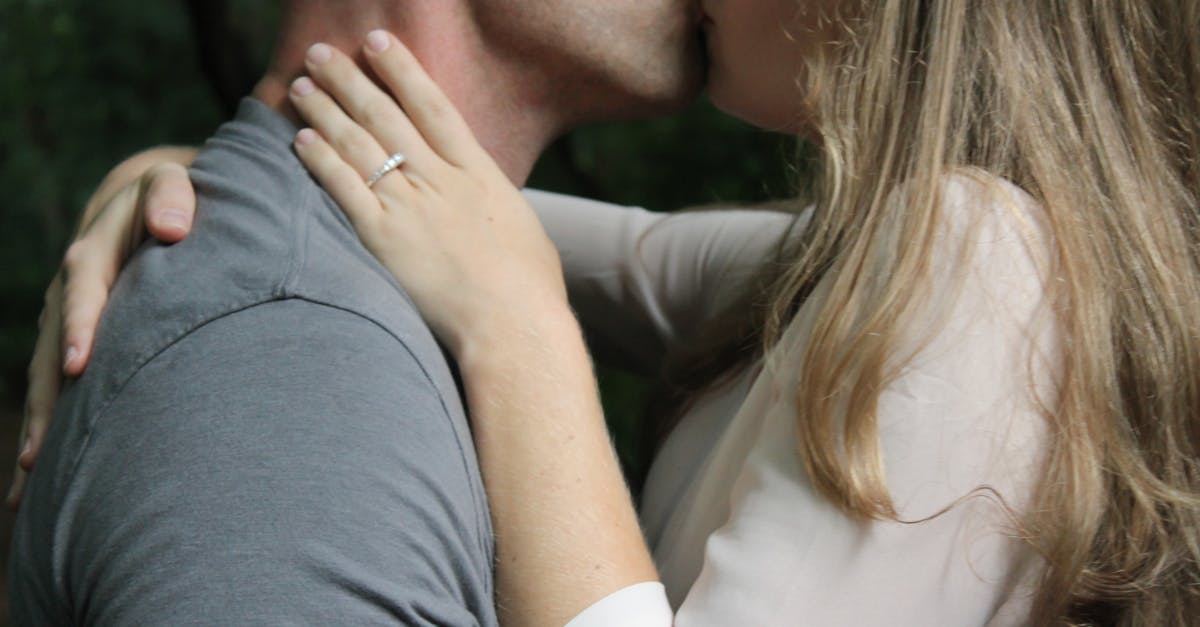 découvrez nos conseils et astuces pour renforcer l’intimité de couple, raviver la passion et construire une relation amoureuse épanouie et complice.