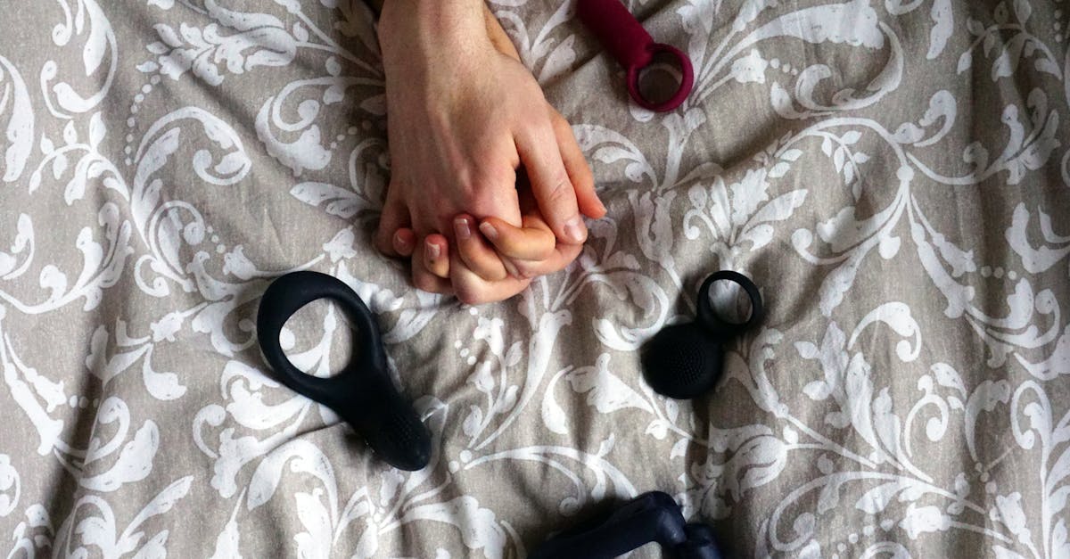 découvrez notre sélection de sex toys pour couples : des accessoires intimes conçus pour renforcer la complicité, explorer de nouvelles sensations et pimenter votre vie amoureuse. livraison discrète et conseils personnalisés.