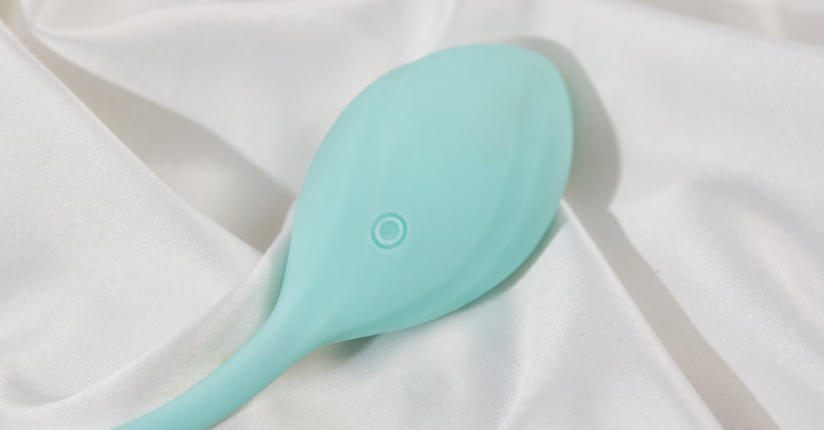 découvrez notre sélection de sex toys discrets, conçus pour allier plaisir et confidentialité. profitez d'une livraison rapide et d'un emballage neutre pour explorer vos fantasmes en toute discrétion.