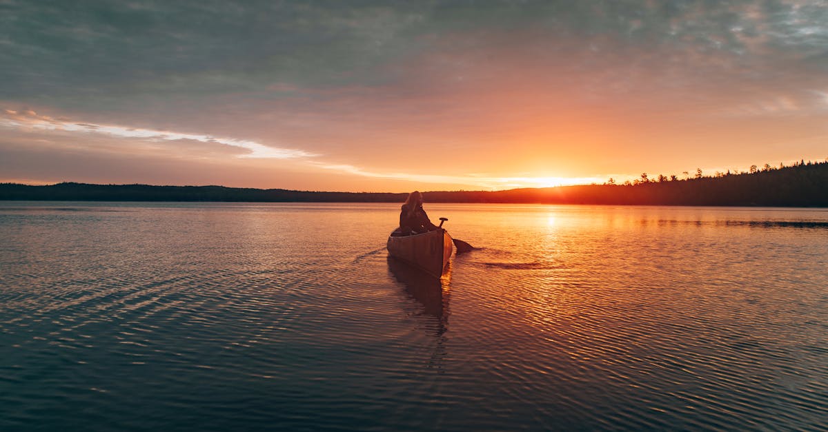 découvrez tout sur le paddle : conseils pour débutants, équipement essentiel, techniques de jeu et meilleurs spots pour pratiquer ce sport nautique convivial et accessible à tous.